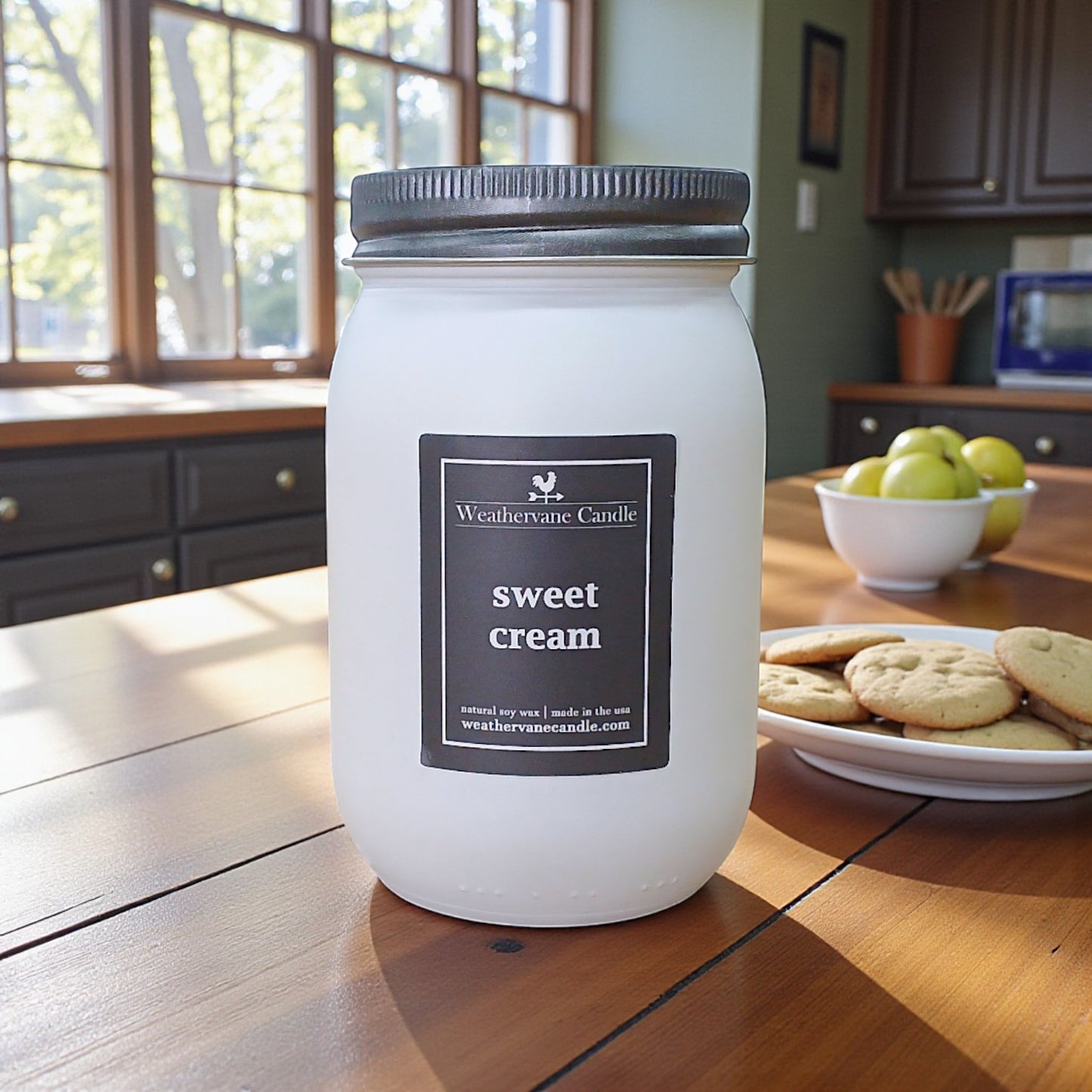 Sweet Cream Porchlight Canning Jar Candle (12.5oz)